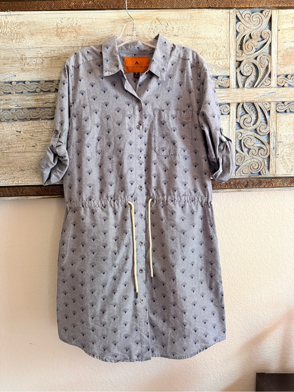 Basin + Range Lightweight Cotton-Blend Top in Heather Gray